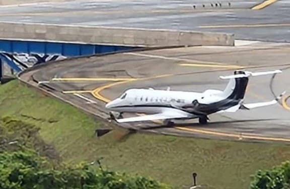 VÍDEO: Pneus de avião estouram durante pouso e pista do aeroporto de Congonhas é interditada