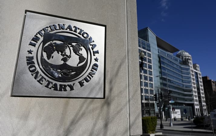 Dívida pública brasileira deve encerrar ano em queda, diz FMI