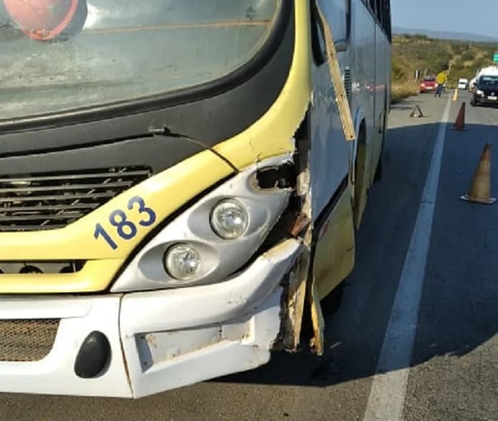 Motociclista morre após bater em ônibus na BR-304 no RN