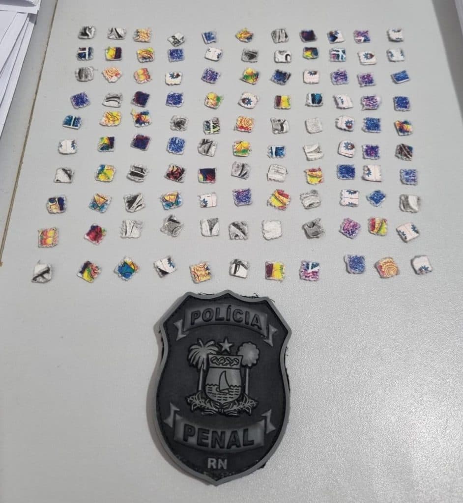 Policiais penais prendem visitante que tentou entrar com LSD em Alcaçuz