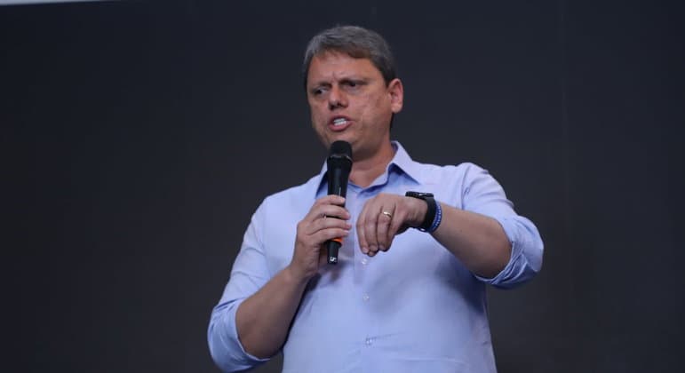 Tarcísio afirma que tiros em Paraisópolis foram ‘ataque de intimidação'