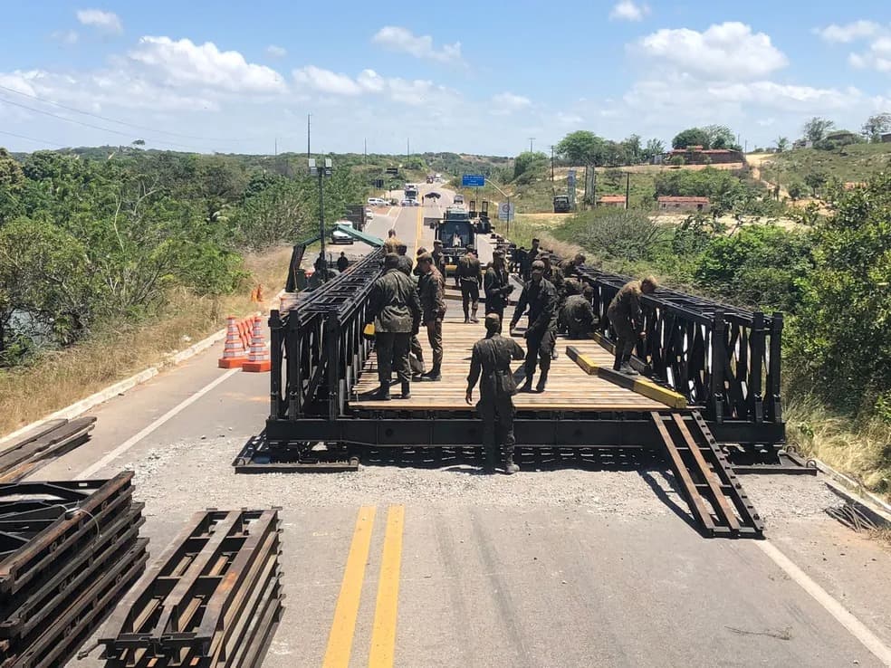 Ponte instalada pelo Exército na BR-101 será retirada definitivamente