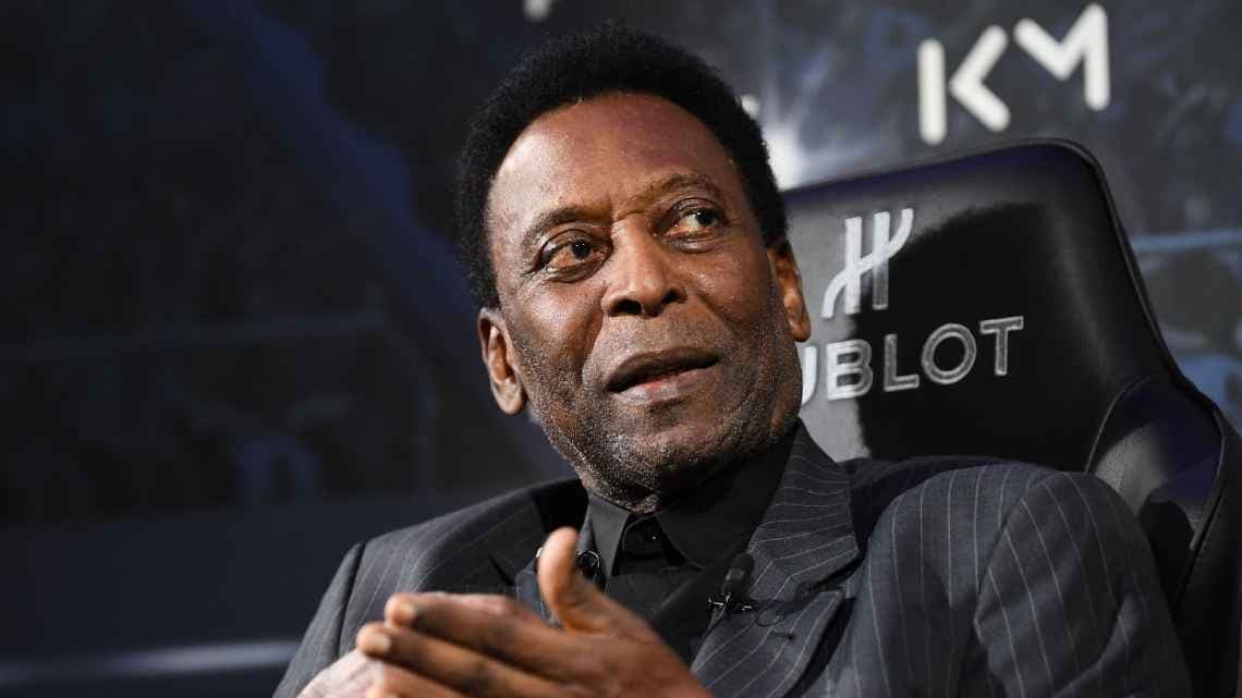 Pelé é internado e passa por exames em São Paulo; quimioterapia não responde e situação preocupa