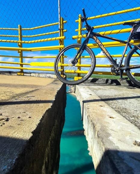VÍDEO: "Buraco" na ponte Newton Navarro assusta internet; entenda o que causou problema