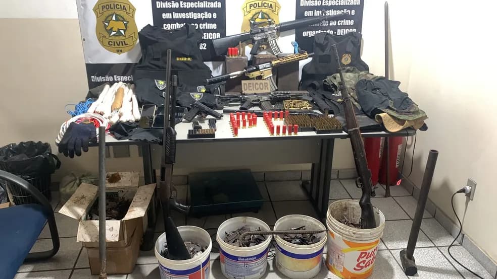 Operação apreende ‘fuzis de guerra' e explosivos no RN; suspeito morre em confronto com policiais