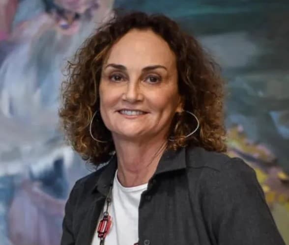CRISE: Discurso de Lula desmoraliza a transição e a ideia de coalizão, diz a economista Elena Landau