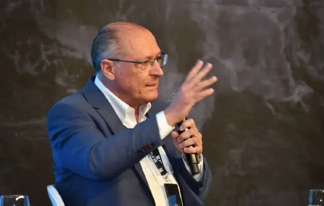 Alckmin diz que anúncio do novo Ministro da Fazenda "está perto"
