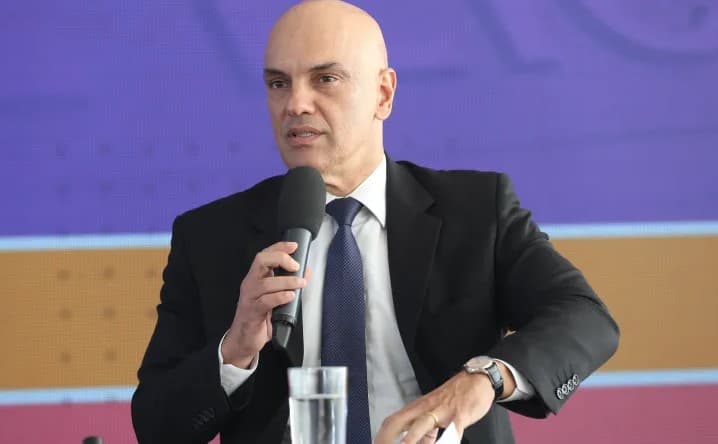 Moraes determina que PF ouça Marcos Cintra em 48 horas sobre questionamentos a respeito das urnas