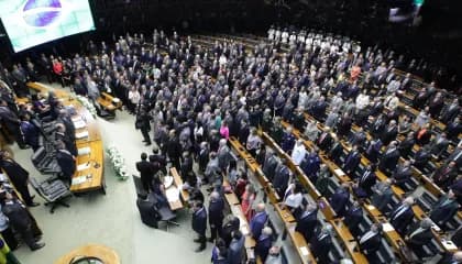 Câmara dos Deputados aprova PEC do Estouro