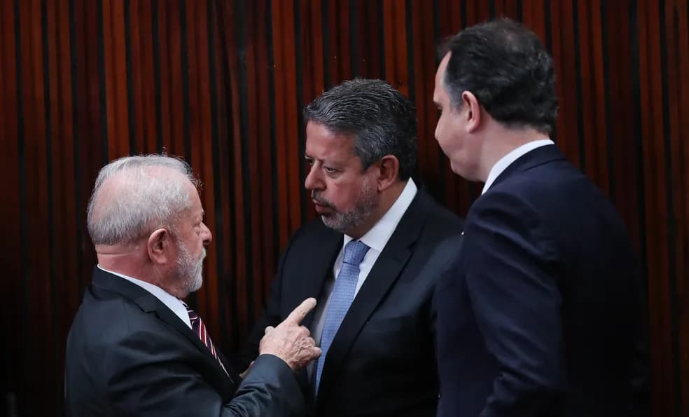 Andréia Sadi: Ao colocar Mercadante no BNDES, Lula abre alas para boiada do Centrão nas estatais