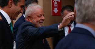 PT liga alerta, procura Lira e tenta afastar Lula de decisão do STF sobre emendas