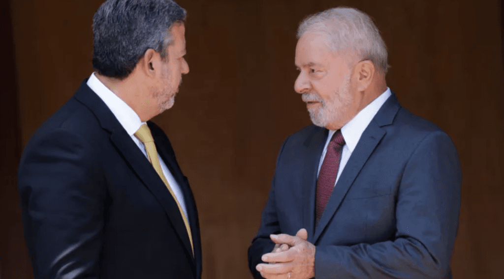 Lula e Lira deverão se reunir nesta sexta (16) para discutir alinhamento de PEC