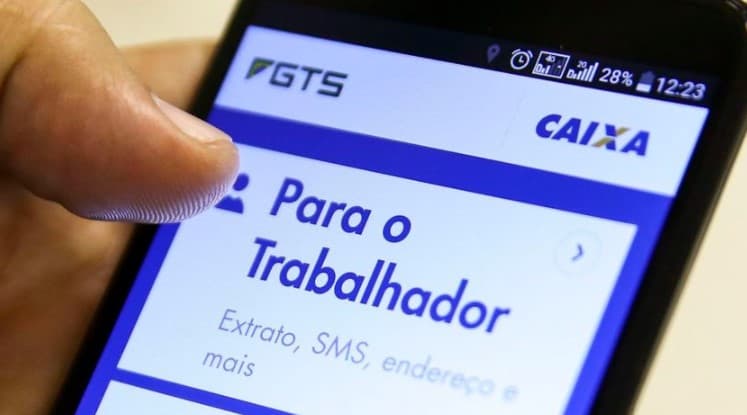 Saque extraordinário do FGTS movimenta R$ 23,6 bilhões em 2022