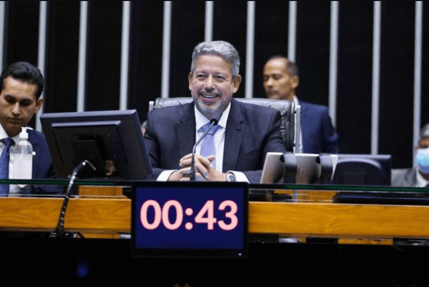 Congresso promulga PEC do Estouro com ampliação do teto em R$ 145 bi e duração de 1 ano