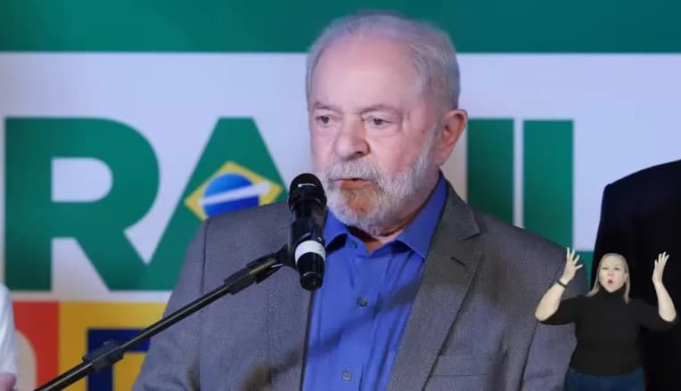 Lula convida Podemos para fazer parte da base governista