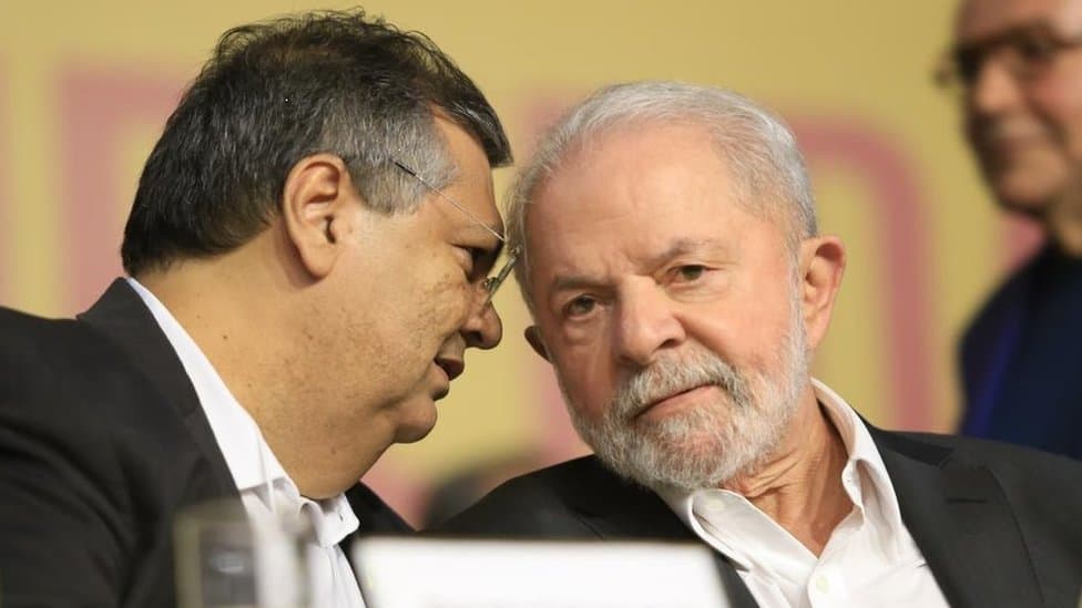 Flávio Dino afrouxa regra para nomeações de diretores na PF