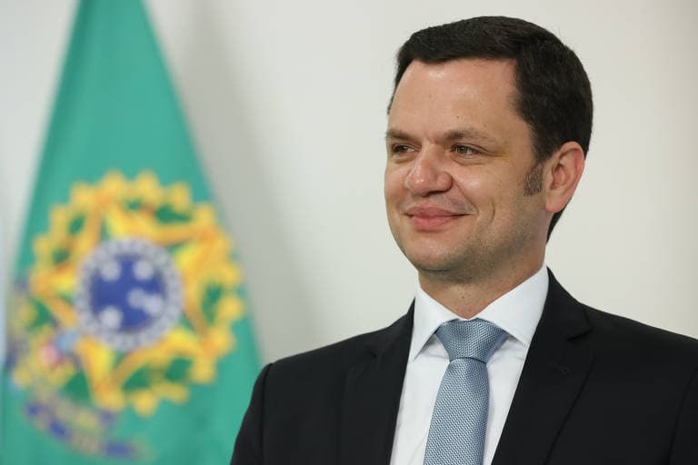 PF encontra na casa de ex-ministro minuta para Bolsonaro mudar resultado da eleição