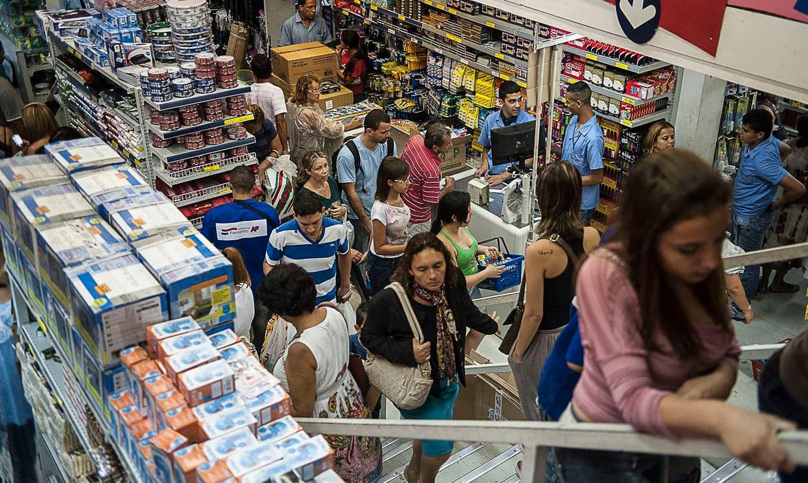 Micro e pequenas empresas foram responsáveis por 93,5% dos empregos em novembro de 2022