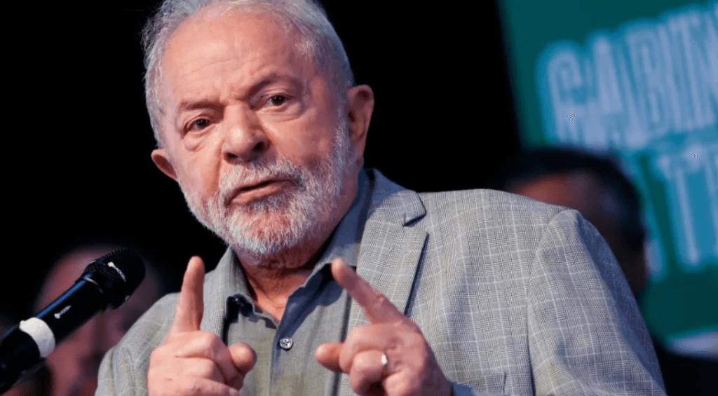 “Não vai ter mais cercadinho”, diz Lula a jornalistas ao chegar no Itamaraty