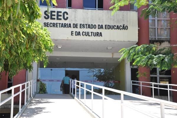 Secretaria de Estado da Educação diz em nota que recursos para manutenção de estrutura física de escolas devem ser liberados na próxima semana