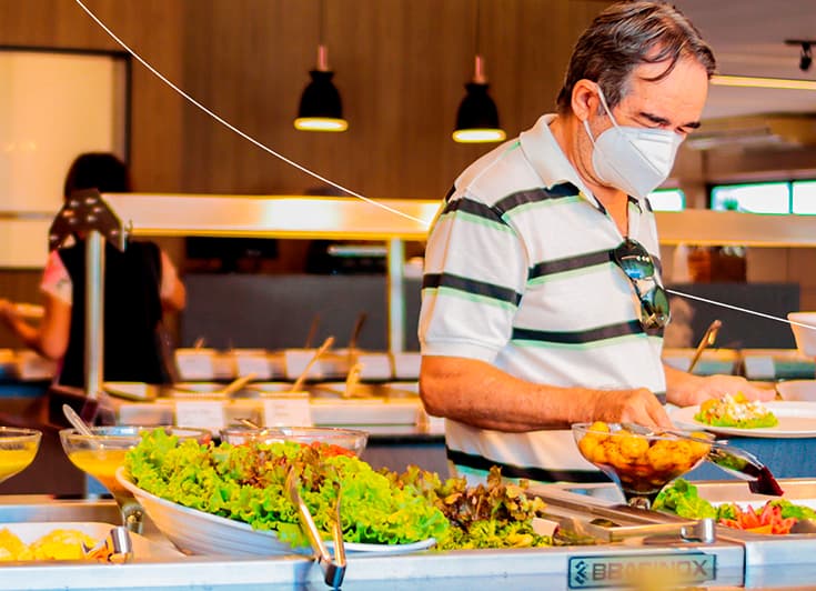 Menéz restaurante é grande opção de self-service em Candelária