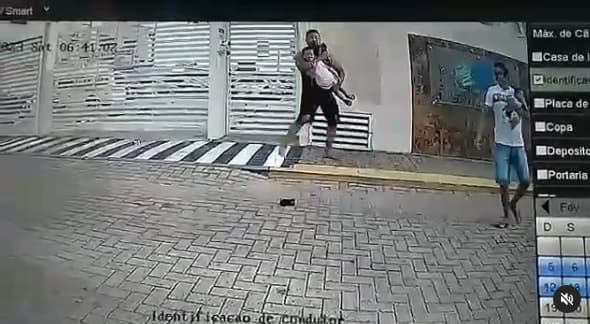 VÍDEO: Homem tenta sequestrar criança em frente a um condomínio fechado em Nova Parnamirim