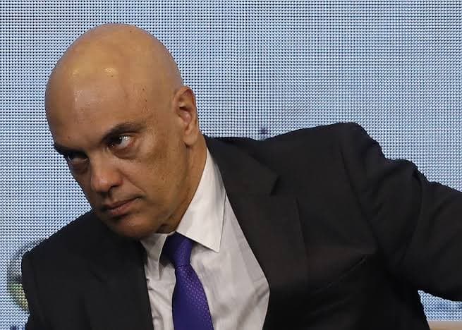Moraes dá cinco dias para PF ouvir Marcos do Val sobre suposto plano de golpe de Estado