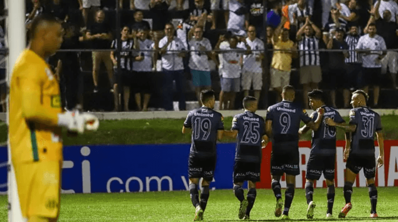 Copa do Nordeste: ABC vence o Sampaio Corrêa por 2 a 0 no Frasqueirão