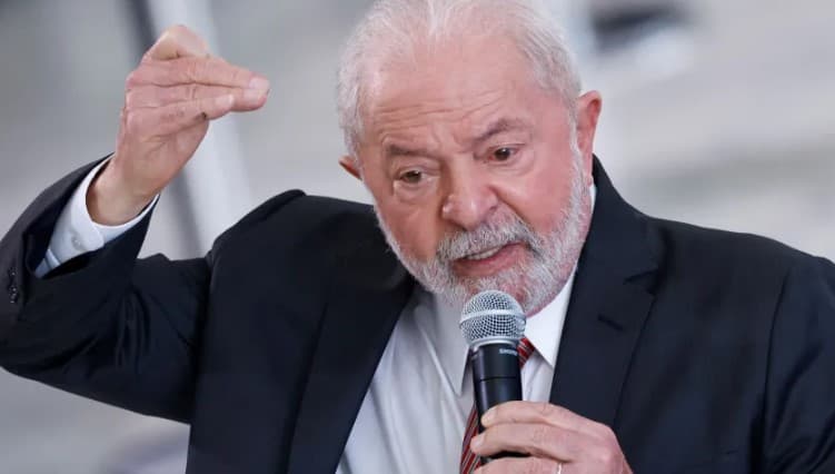 Lula volta a atacar autonomia do BC e diz que cabe ao Senado ficar "vigilante" sobre Campos Neto e taxa de juros
