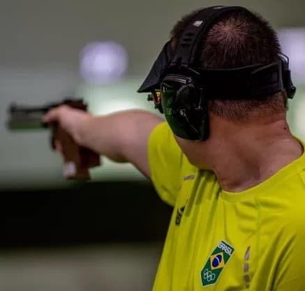 Decreto de Lula deixa atiradores olímpicos sem munição para treinar