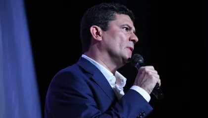 PCC tinha olheiro para monitorar casa e viagens de Moro e familiares, aponta investigação