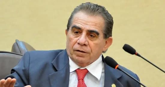 QUEDA: Estado de Saúde do ex-deputado Raimundo Fernandes é delicado