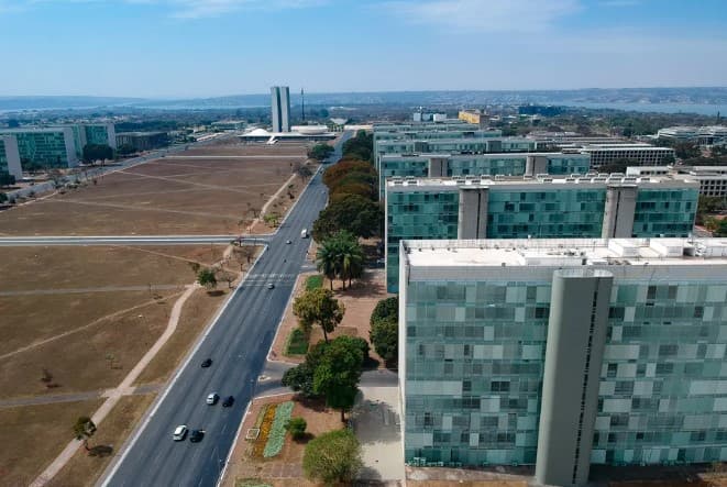 Governo federal sobe para 9% proposta de reajuste após servidores abandonarem reunião e reclamação de sindicatos