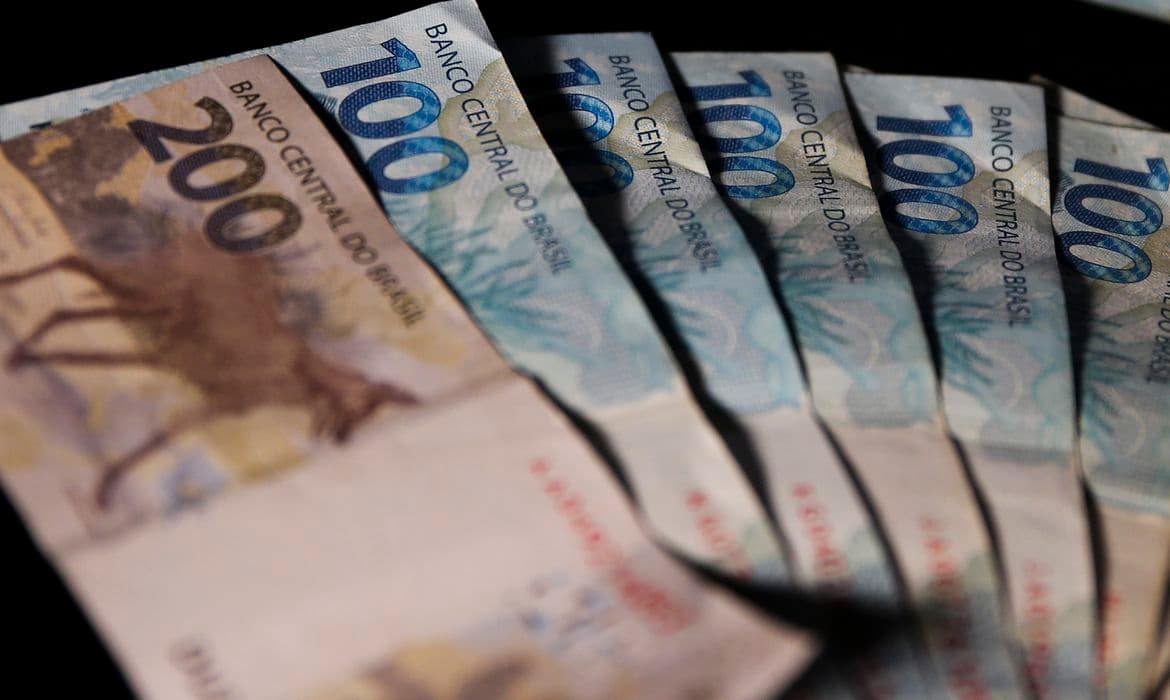 Dívida Pública sobe 1,51% em fevereiro e fica em R$ 5,86 trilhões