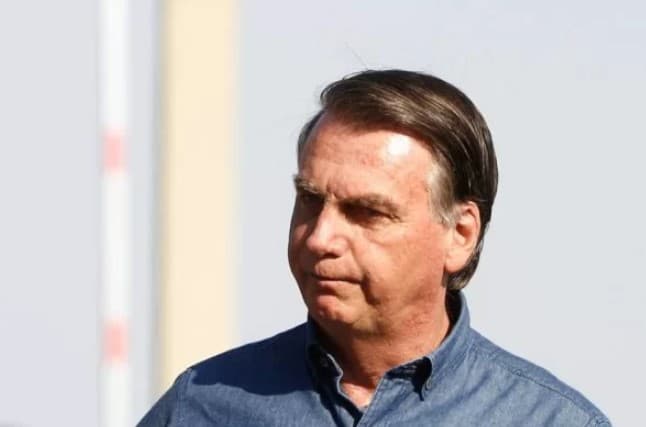 MP de Contas recorre de decisão do TCU e pede que Bolsonaro devolva joias em até 5 dias