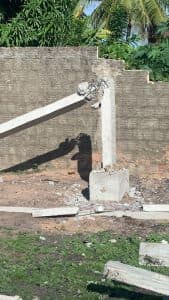 FOTOS: Galpão desaba na Zona Norte