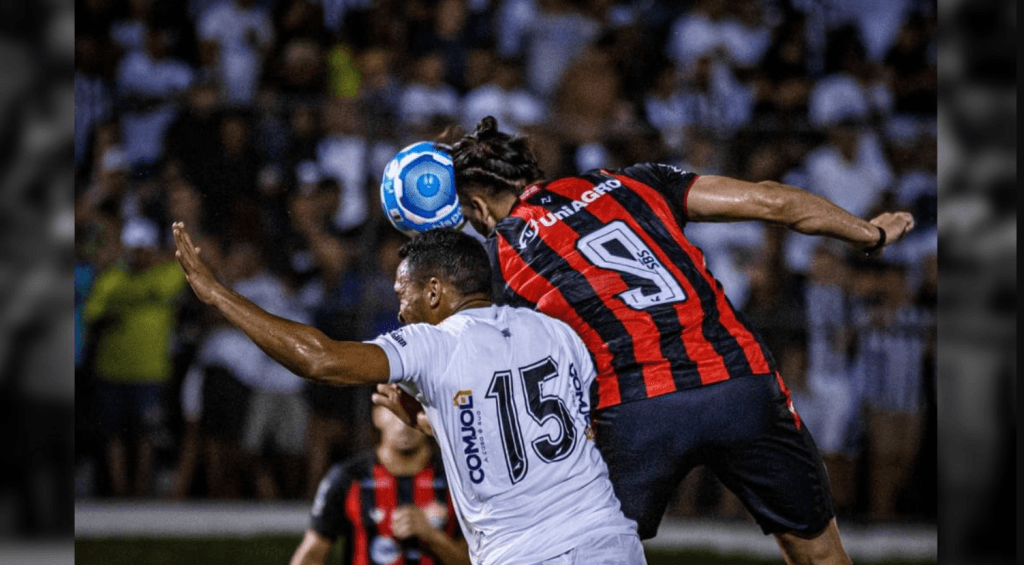 Com um a menos, ABC perde para o Vitória por 3 a 0 no Frasqueirão pela Série B