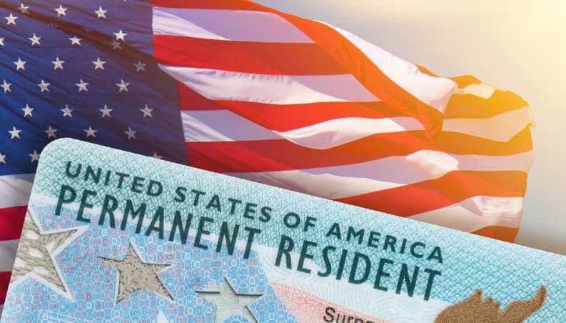 BRASILEIROS NOS EUA: Pedidos de green card aumentam 28% em 2022