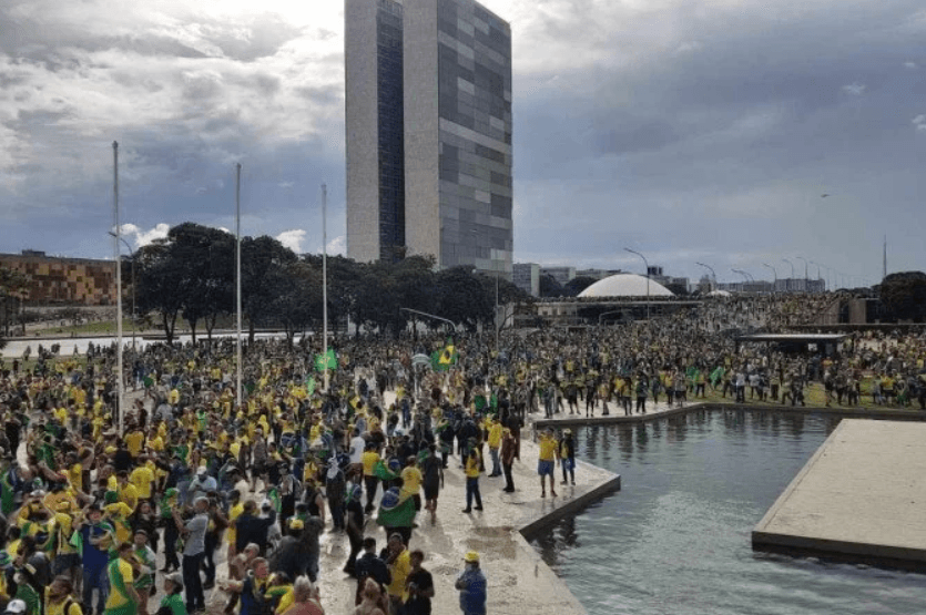 STF aceita denúncia contra primeiros 100 acusados dos ataques de 8/1