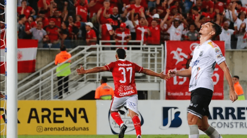 Com um a menos, América-RN vence ABC e larga na frente da decisão Potiguar