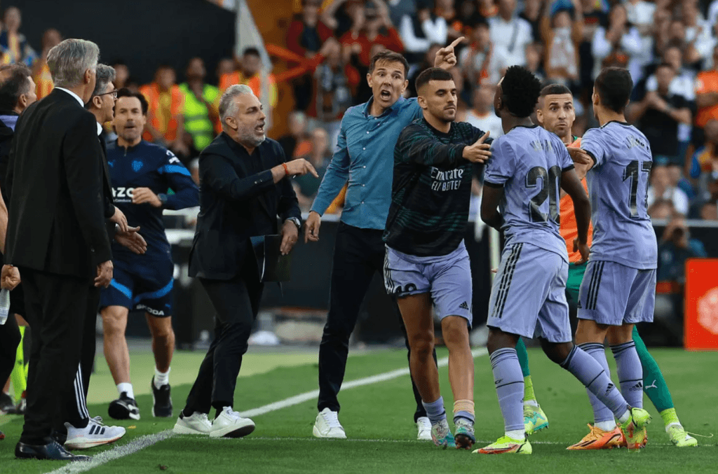 Vini Jr rebate presidente da La Liga: ‘Quero ações e punições. Hashtag não me comove'