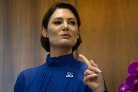 Moraes negou pedido da PF para apreender celular de Michelle Bolsonaro