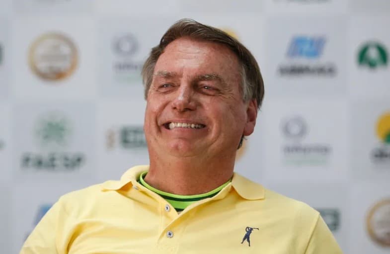 ‘Já apliquei bastante vacina, mas no Bolsonaro, não', diz técnica de enfermagem que teve nome usado em suposto esquema