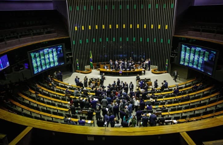 Arcabouço fiscal será votado na noite desta terça (23), diz relator; texto será alterado, mas Fundeb fica dentro do limite de gastos
