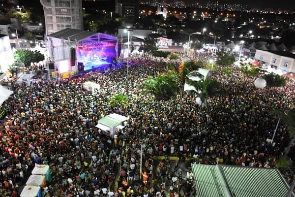 Bandas locais denunciam que não receberam pelo carnaval, enquanto a Prefeitura do Natal paga cachês altíssimos nos festejos juninos