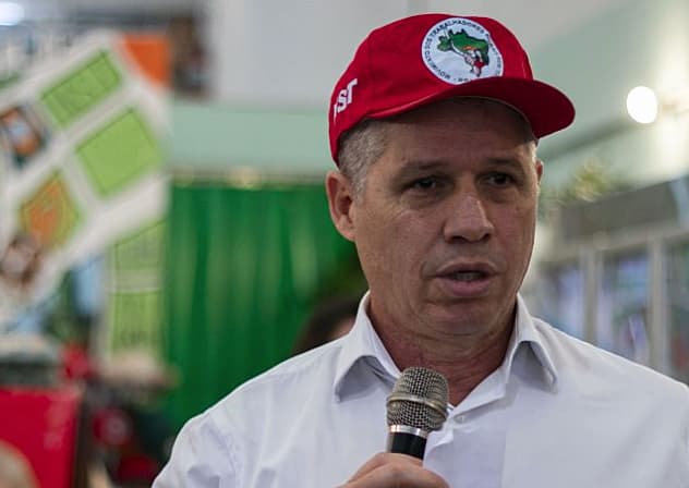 Ministro defende projeto que libera plantio de maconha no Brasil