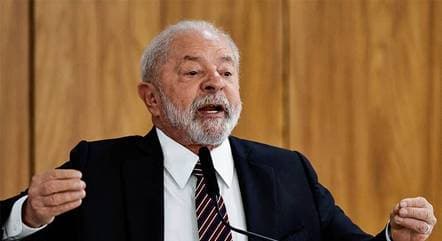 Lula diz que presidente do BC ‘não entende nada' de Brasil e volta a cobrar redução da taxa de juros