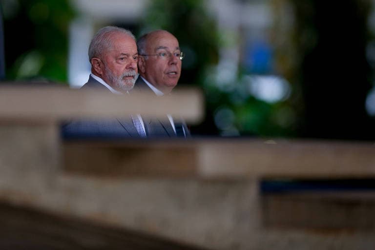 Mulheres diplomatas expressam frustração com ações do Itamaraty sob Lula