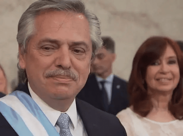 Argentina mantém taxa de juros em 97%