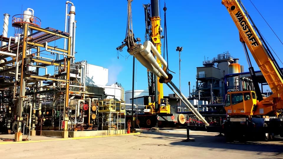 PREJUÍZO: Petrobras leva calote de R$ 140 milhões em refinaria